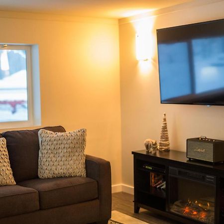Clipperton Suite By Revelstoke Vacations Exteriör bild